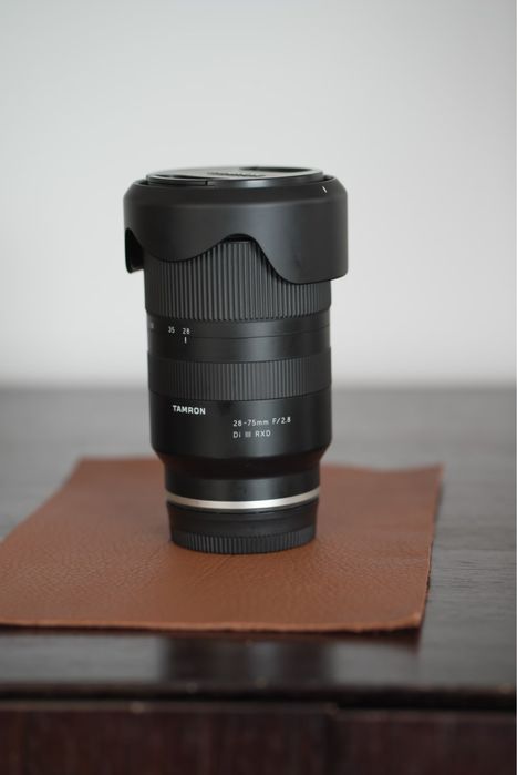 lente tamron 28-75mm f/2.8 di iii rxd para sony e-mount - como nova