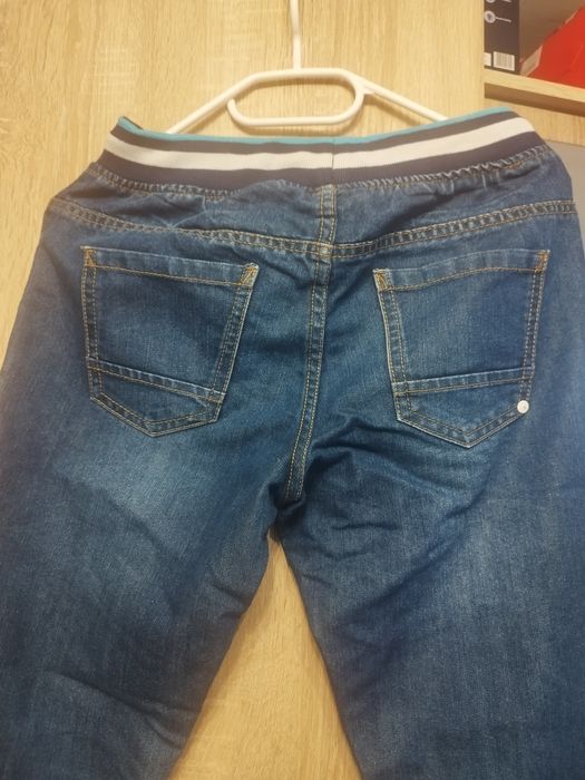 Spodnie dżinsowe roz. 158