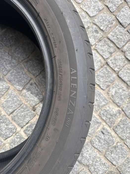 Pneus bridgestone como novos  jante 20