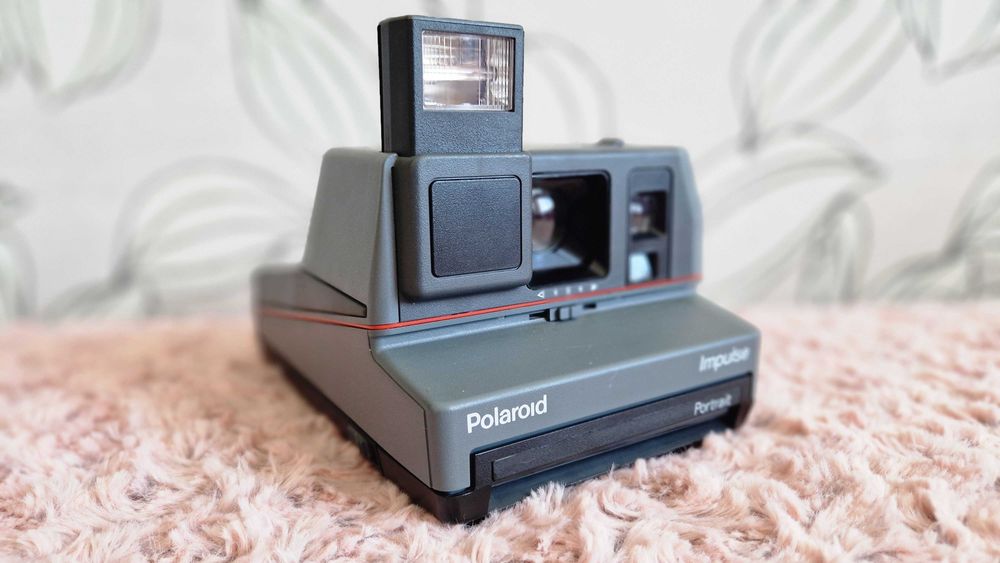 Polaroid Impulse 600 Review, How-To And Tips For Getting A Good Photograph Plus Sample Photos