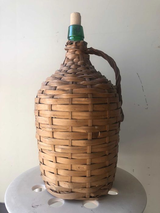 Wicker Carafe423322190968279040