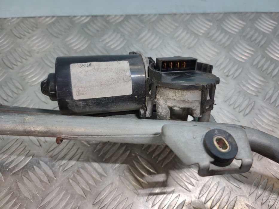 Motor Limpa Vidros Frente estrutura VW Passat 3B DP 11-1996 AT 11-2000