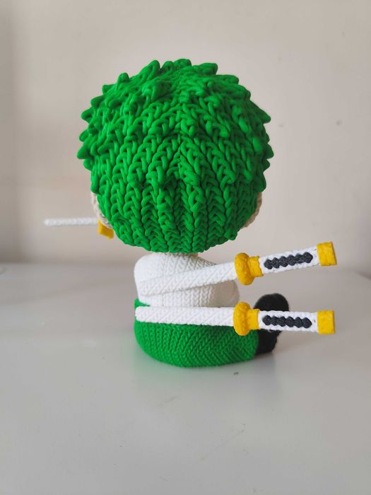 Boneco 3D Zoro – Estilo Amigurumi (One Piece)