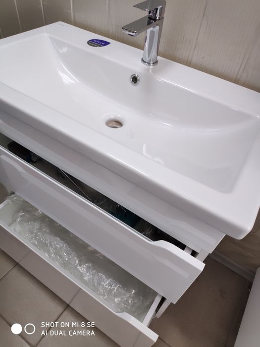 Тумбочка с умывальником  70 в ванную