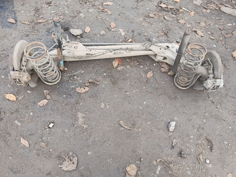 Продам заднию Балку в сборе.Volvo S70.