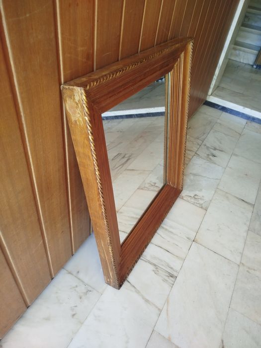 Espelho vintage em madeira