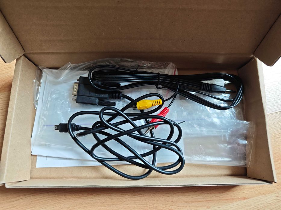 Opera monitor z tunerem tv hdmi usb 19,5"