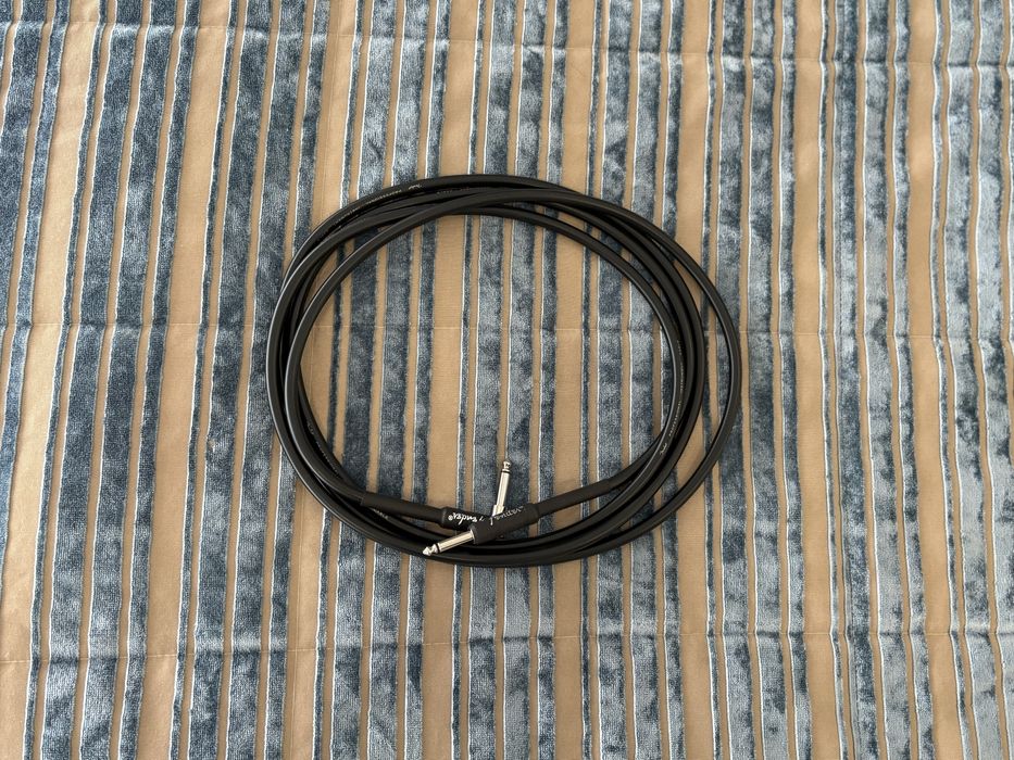 Kit Completo Fender Squier Stratocaster HH + Interface Áudio