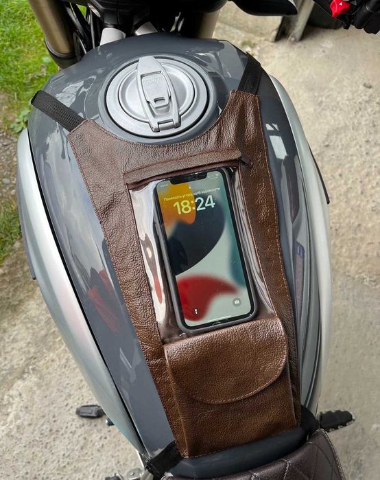 Сумка шкіряна на бак мотоцикла Ducati scrambler 800/1100