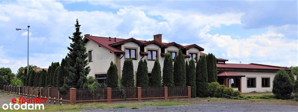 Restauracja, pensjonat, punkt handlowo usługowy