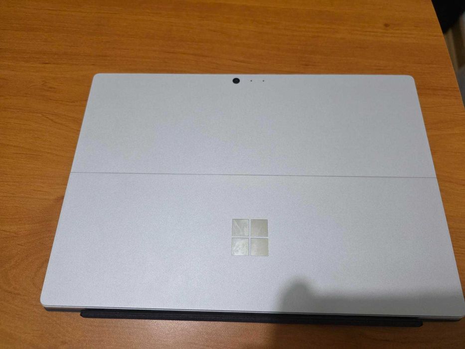 Microsoft Surface Pro 5 i5 | Touch | SSD | Leve e Versátil