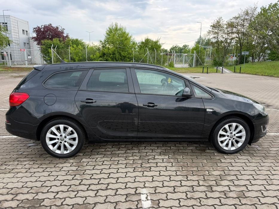 Opel Astra Sports Tourer