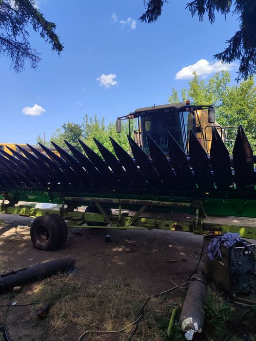 Жатка соняшникова Велес Агро СХ-11.2  жниварка (Sunspeed Maizco)