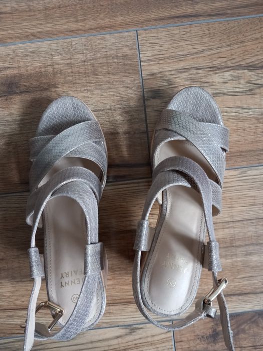 Sandały damskie 40