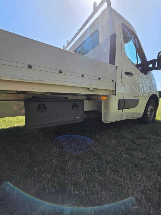 Samochód Renault Master, bus, samochód ciężarowy