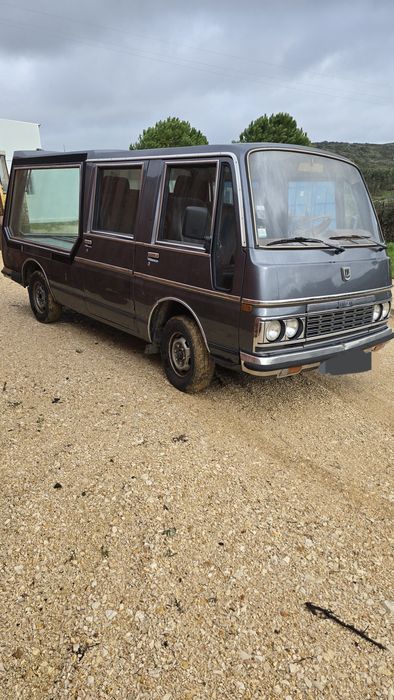 NISSAN URVAN 2.3