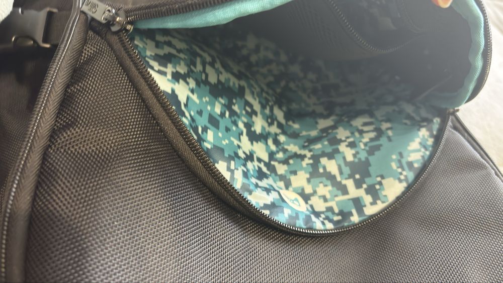 Mochila Gamer marca Qilive para Portátil 17”