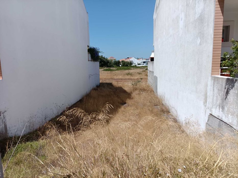 Plot of Land in Vila Paraíso, Pinhal Novo