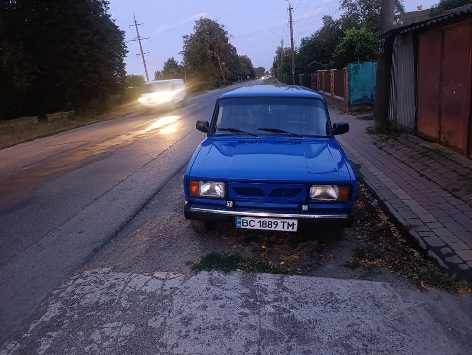 Продається машина