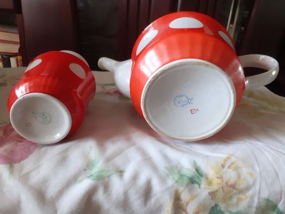 Заварочный чайник+ вазочка!