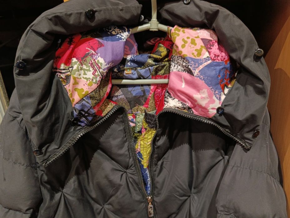 Длинный черный женский стеганый пуховик с объемным капюшоном M - L