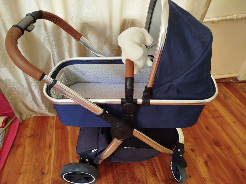 Продаю візочок в гарному стані 2в1