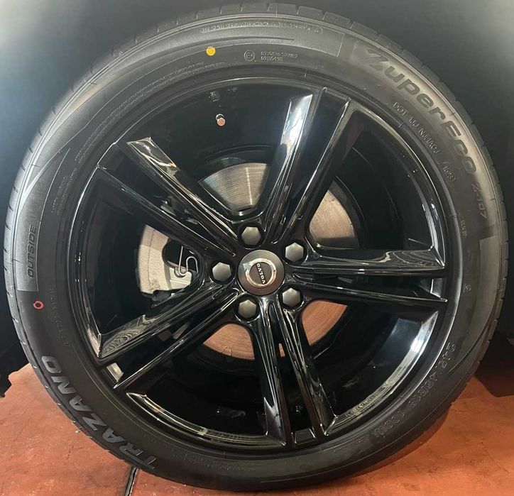Oryginalne Felgi Volvo 18 Cali Wraz z Oponami