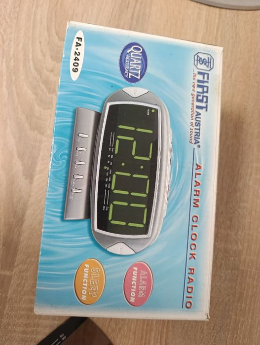 Radio budzik na prąd i baterie