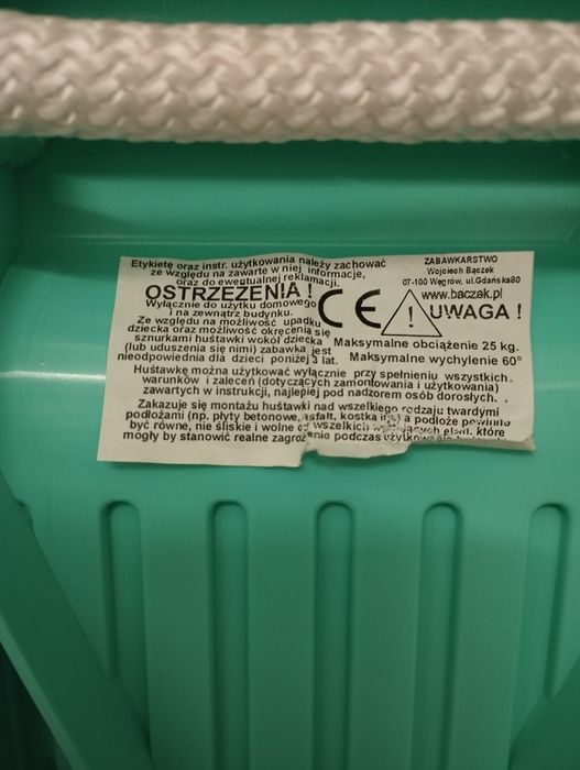 Nowa huśtawka ogrodowa