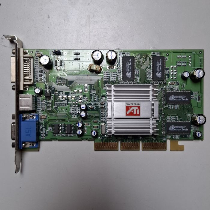 Karta graficzna ATI Radeon 9000 64mb DDR AGP