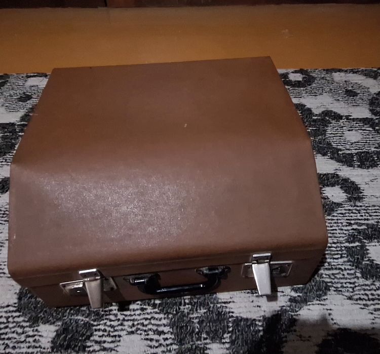 Баян Салют, з футляром