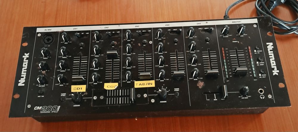 Mesa de Mistura Numark