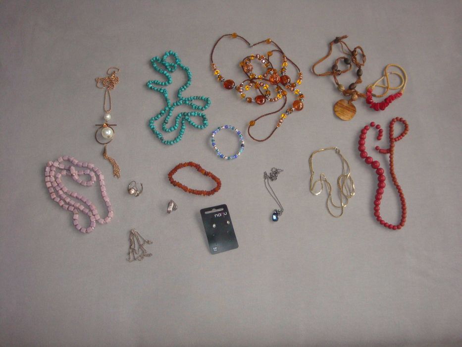 Komplet biżuterii sztucznej