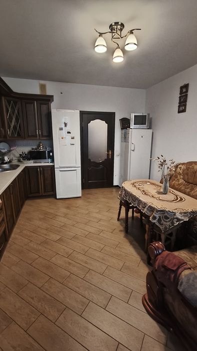 Оренда ізольованої кімнати, вул. Демнянська