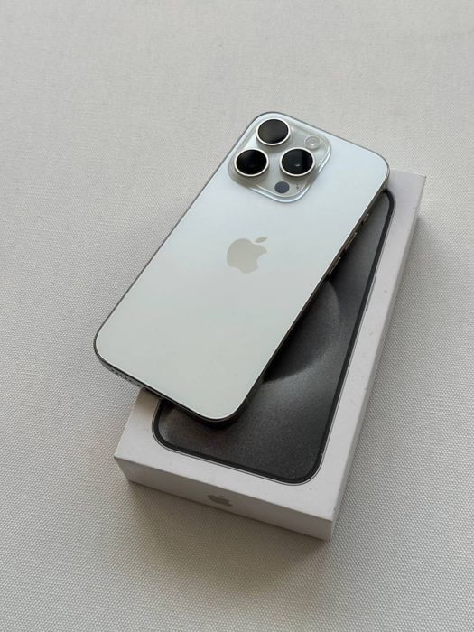 Продам IPhone 15 Pro 256 Neverlock