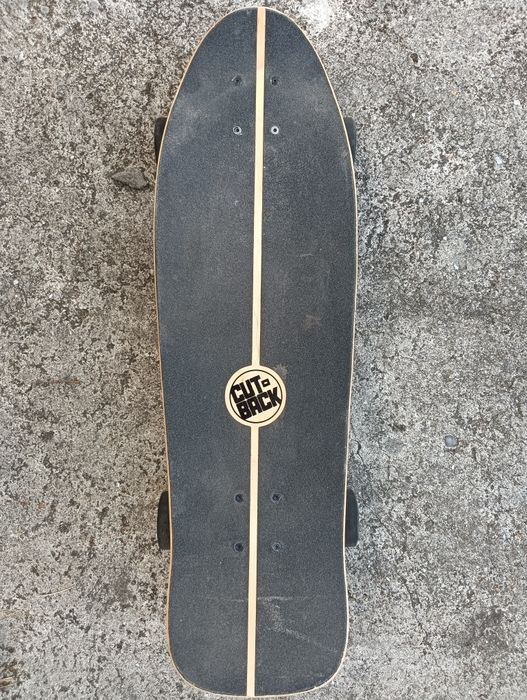 Surf skate cutback