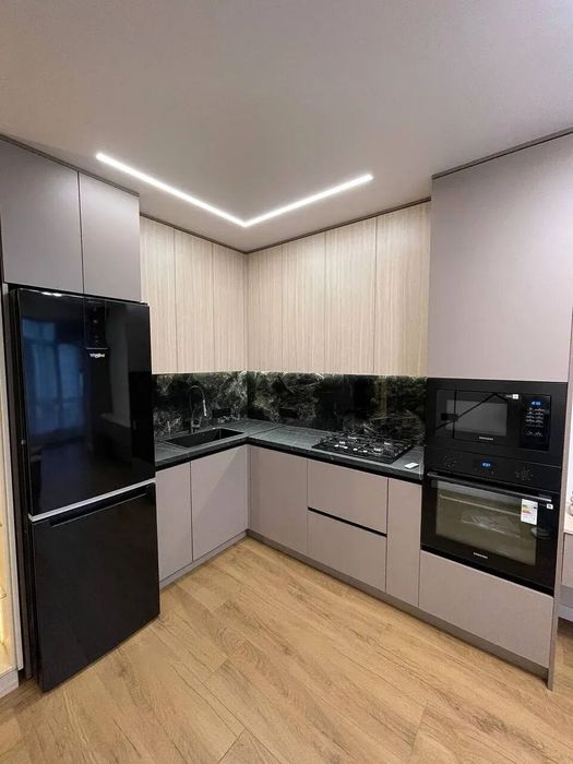 Простора 1 кім.квартира площею 47 м2 в центрі