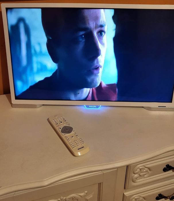 Tv Philips 24 cali Led