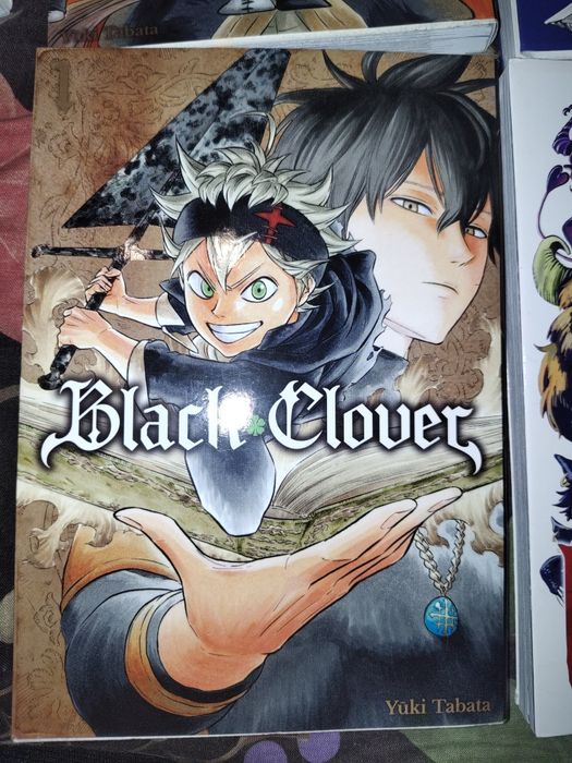 Zestaw mang  7 sztuk