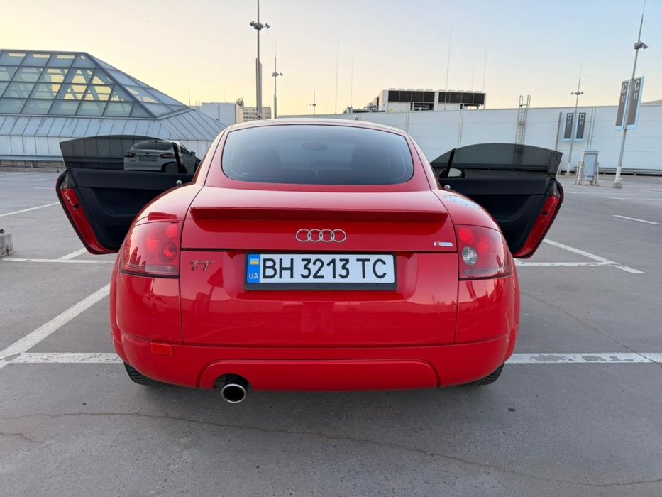 Продам автомобіль Audi TT