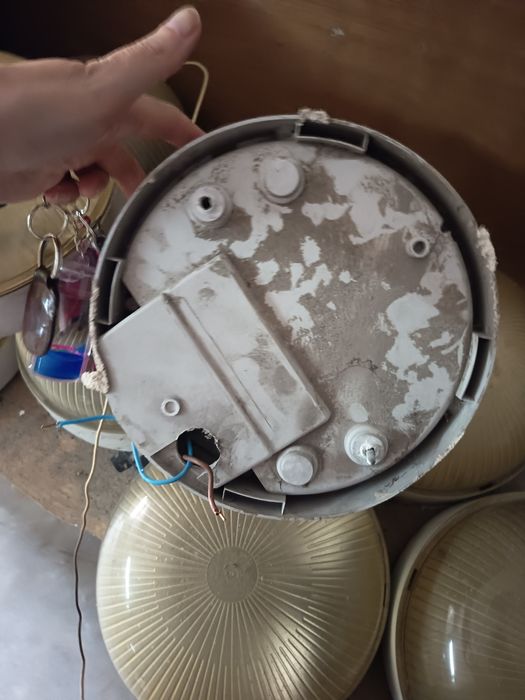 10 candeeiros usados, a funcionar