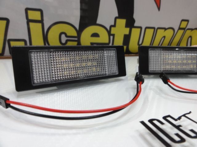 Suporte de lâmpada de matricula com led branco para BMW E81, E87, F20, E63, E64, F12, F13, F06, Z4 E85, E86, E89, K48 1600GT, K48 K,  Fiat Multipla,