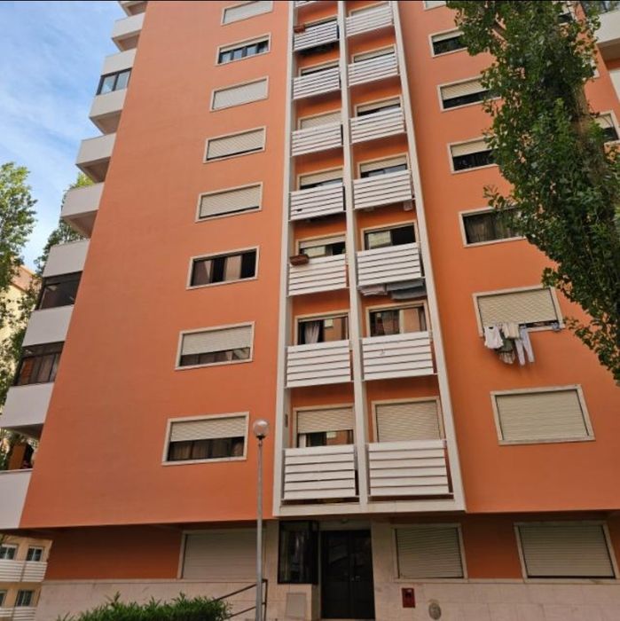 Quarto para arrendar em São Marcos