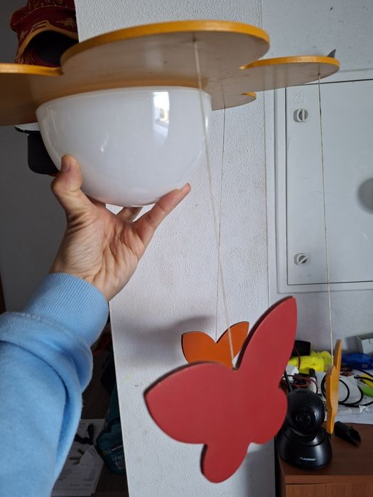 Candeeiro teto menina