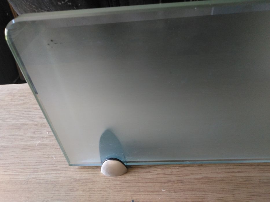 Półka szklana do łazienki i nie tylko