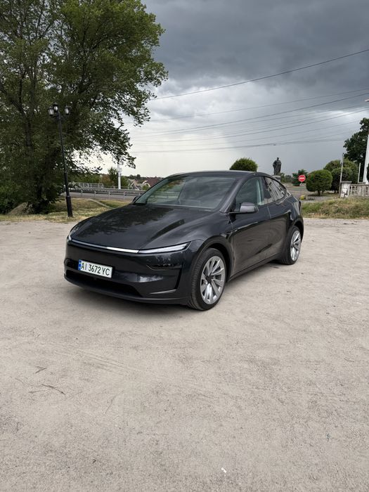 Tesla model Y juniper