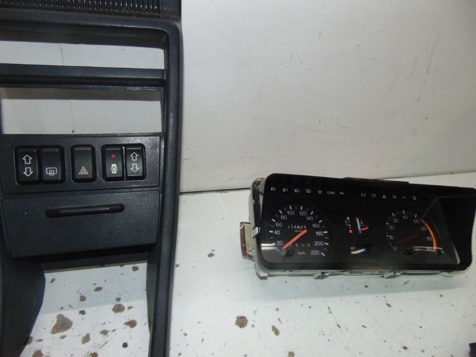 Renault 18 gts consola central e + peças