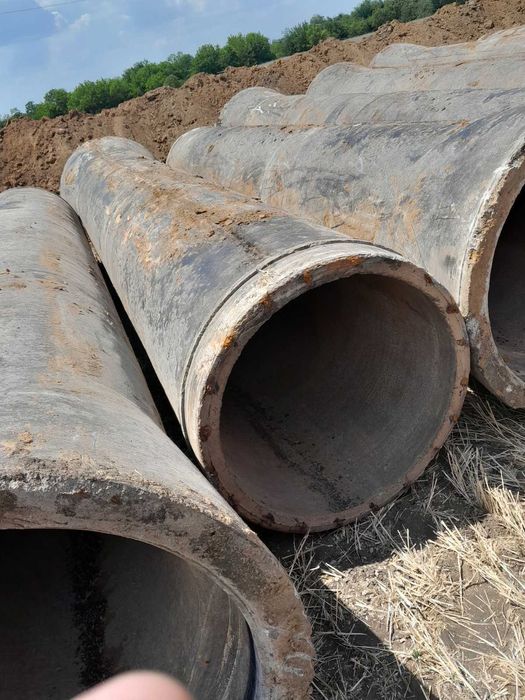 Труби залізобетонні 1000, 800 та 600 мм.