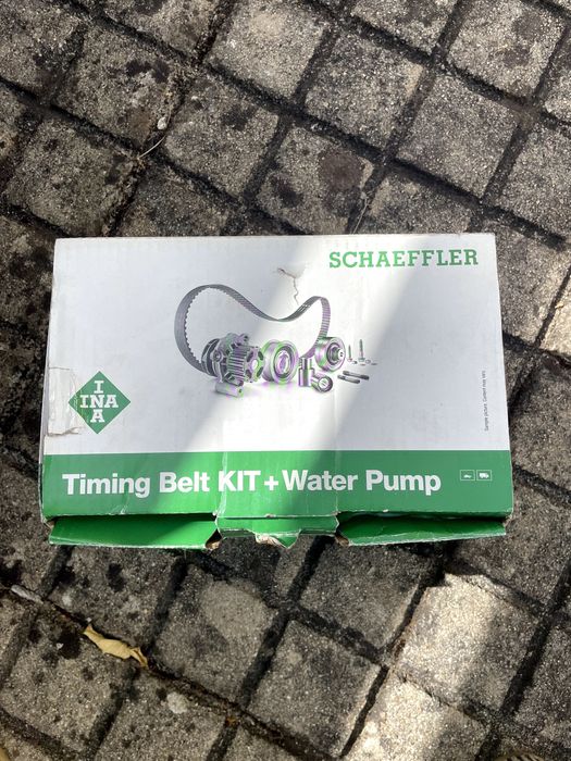 Correia Distribuição c/ Bomba Água Audi A6 2001