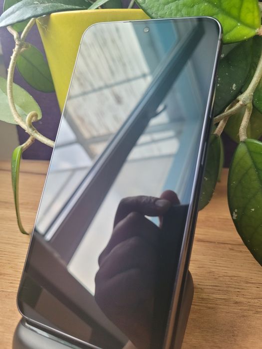 Samsung S23 8/128 gb